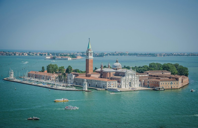 Boat Tours in Venice Italy – the enchanting charms of minor islands in the Venetian Lagoon