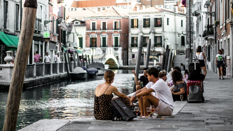 Venice by boat – Aperitivo culture in Venice